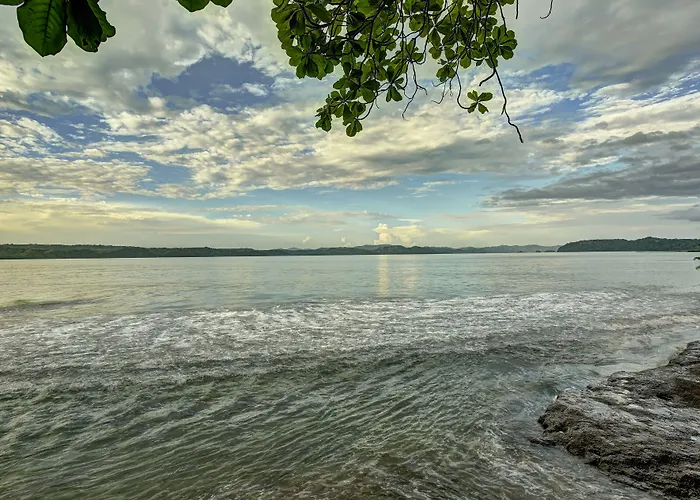 Planet Hollywood Costa Rica, An Autograph Collection Culebra