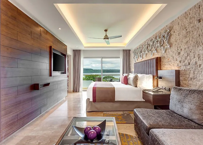 Planet Hollywood Costa Rica, An Autograph Collection Culebra